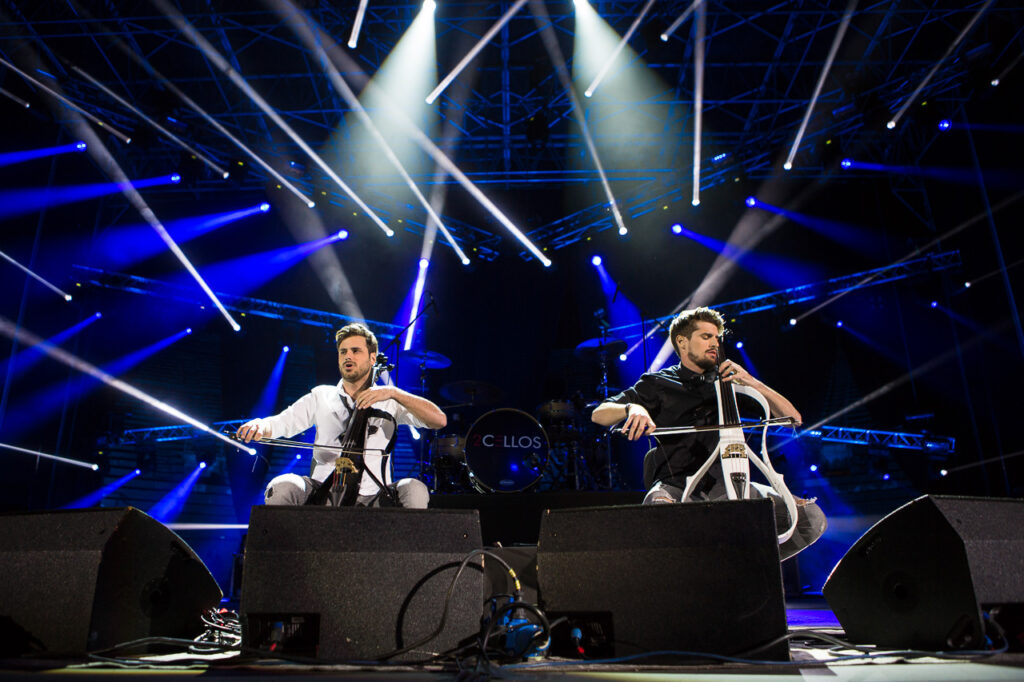 2 cellos live