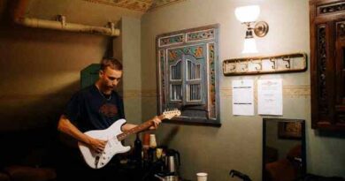 Tom Misch Apre a Clapton