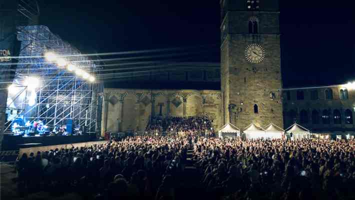 Pistoia Blues City Session