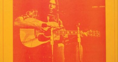 NEIL YOUNG Live Carnagie Hall 1970 Cover