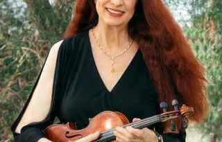 Scarlet Rivera