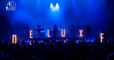 Deluxe