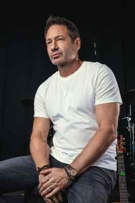 DAVID DUCHOVNY