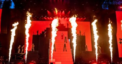 SFERA EBBASTA: il rito di San Siro Scaletta concerto e recensione live