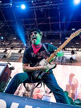 TOM MORELLO PHOTOGALLERY