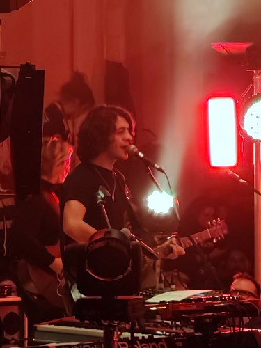 MOTTA Recensione live e scaletta concerto Milano cover foto