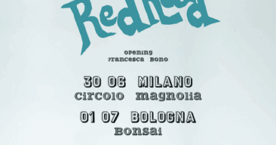 BLONDE REDHEAD: cambio location