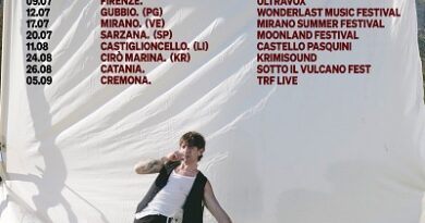 RKOMI decrescendo Summer tour 2025 poster