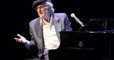 Mimmo Locasciulli 50 anni di attività Foto Spagnoletto