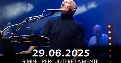Midge Ure live estate 2025