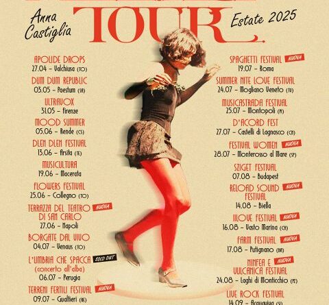 ANNA CASTIGLIA i live estivi del suo "MI PIACE TOUR"