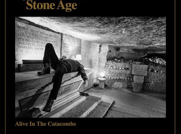 Queens of the stone ages alive in the catacombs cover