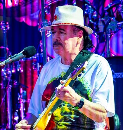 CARLOS SANTANA Photogallery Lucca summer Festval