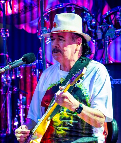 CARLOS SANTANA Photogallery Lucca summer Festval