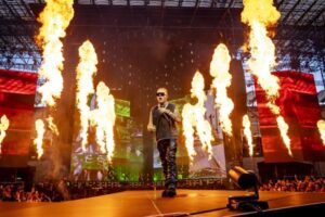 Lazza Recensione e scaletta live San siro Luglio 2025