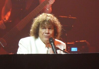RICCARDO COCCIANTE: un artista sincero e concreto Recensione live e scaletta concerto Milano